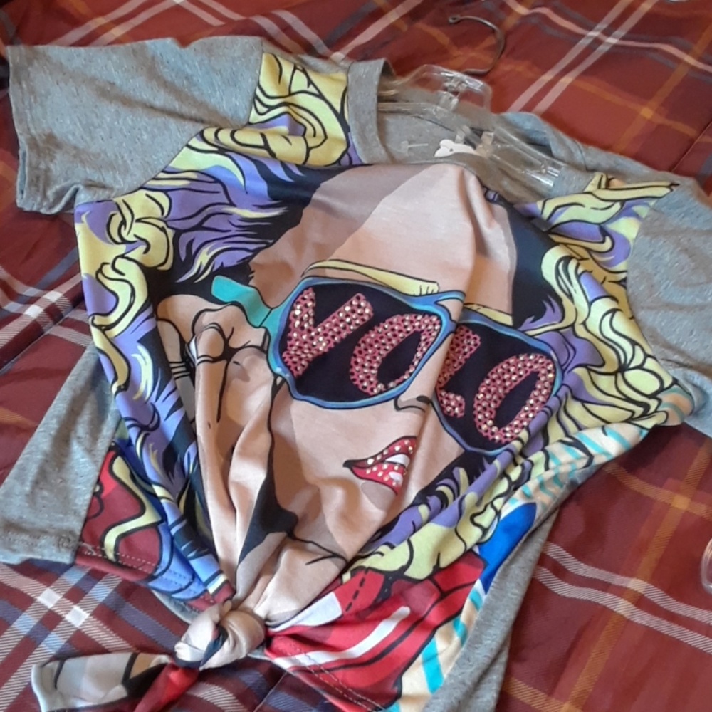 YOLO CROP TEE